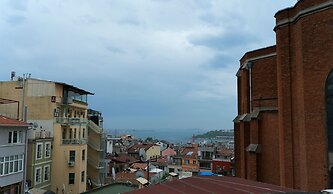 Taksim Yazici Residence