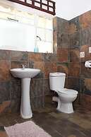 Golden Lantern Guest Lodge