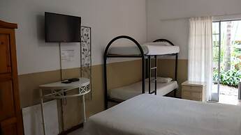 Golden Lantern Guest Lodge