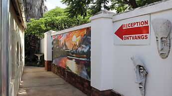 Golden Lantern Guest Lodge