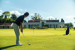 Estancia La Paz Hotel