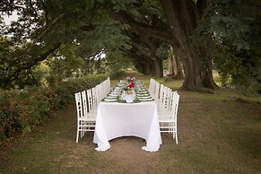 Estancia La Paz Hotel