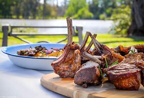 Estancia La Paz Hotel