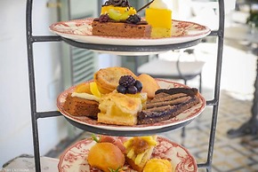 Estancia La Paz Hotel