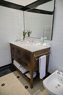 Estancia La Paz Hotel