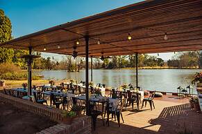 Estancia La Paz Hotel