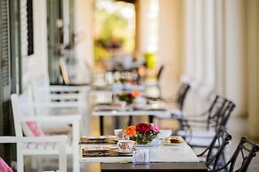 Estancia La Paz Hotel