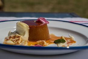 Estancia La Paz Hotel