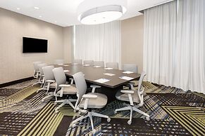 Holiday Inn Express & Suites Downtown Ottawa East by IHG