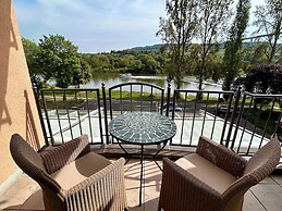 Hotel & Restaurant ZUR TRAUBE