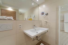 Hotel & Restaurant ZUR TRAUBE
