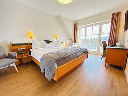 Hotel & Restaurant ZUR TRAUBE