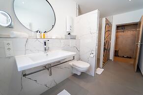 Hotel & Restaurant ZUR TRAUBE