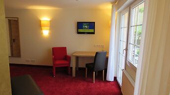 Hotel & Restaurant ZUR TRAUBE