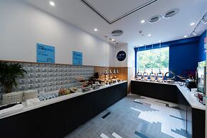 Holiday Inn Express Shanghai Tangzhen by IHG