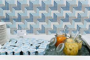 Holiday Inn Express Shanghai Tangzhen by IHG