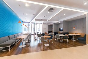 Holiday Inn Express Shanghai Tangzhen by IHG