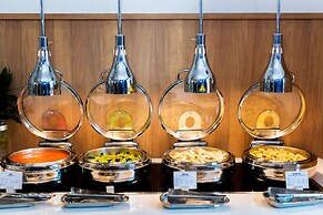 Holiday Inn Express Shanghai Tangzhen by IHG