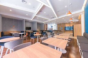 Holiday Inn Express Shanghai Tangzhen by IHG