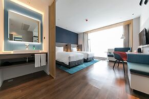 Holiday Inn Express Shanghai Tangzhen by IHG