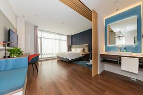 Holiday Inn Express Shanghai Tangzhen by IHG