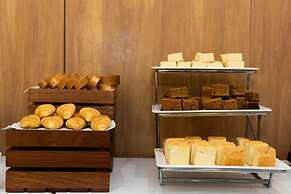 Holiday Inn Express Shanghai Tangzhen by IHG