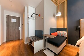 Holiday Inn Express Shanghai Tangzhen by IHG