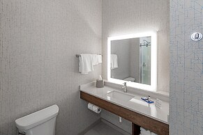 Holiday Inn Express & Suites Columbus - Worthington by IHG