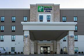 Holiday Inn Express & Suites Columbus - Worthington by IHG
