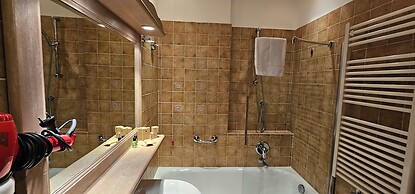 Meridiana Boutique Hotel