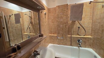 Meridiana Boutique Hotel