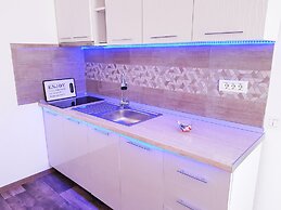 Nice & Cozy Apartments