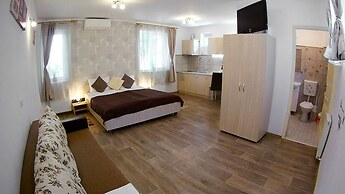 Nice & Cozy Apartments