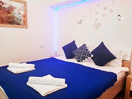 Nice & Cozy Apartments