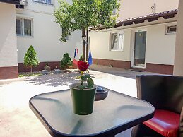 Nice & Cozy Apartments