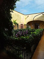 Casona Lele, Panchito y Lavanda