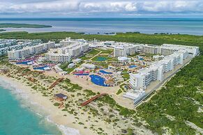 Planet Hollywood Cancun, An Autograph Collection All-Inclusive Resort