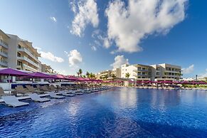 Planet Hollywood Cancun, An Autograph Collection All-Inclusive Resort