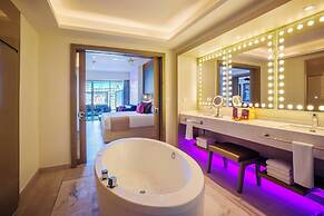 Planet Hollywood Cancun, An Autograph Collection All-Inclusive Resort