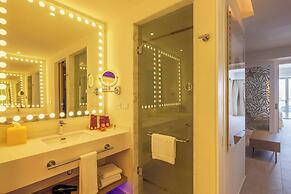 Planet Hollywood Cancun, An Autograph Collection All-Inclusive Resort