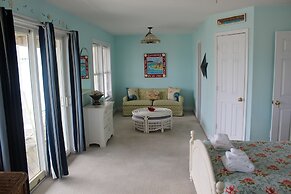 Sandbar Bed & Breakfast