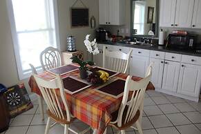 Sandbar Bed & Breakfast