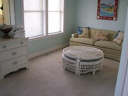 Sandbar Bed & Breakfast