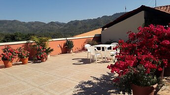 Hotel Acropolis Maya