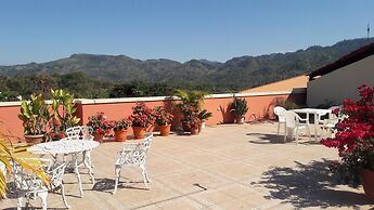 Hotel Acropolis Maya