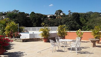 Hotel Acropolis Maya