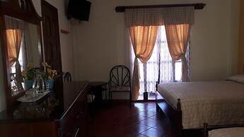 Hotel Acropolis Maya