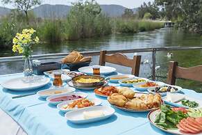 Mandalin Akyaka Hotel