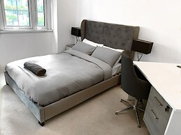 Deluxe London Homes Tower Bridge