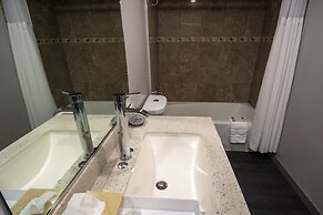 Americana Modern Hotel